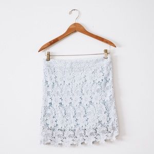 BLUE FLOWER LACE SKIRT